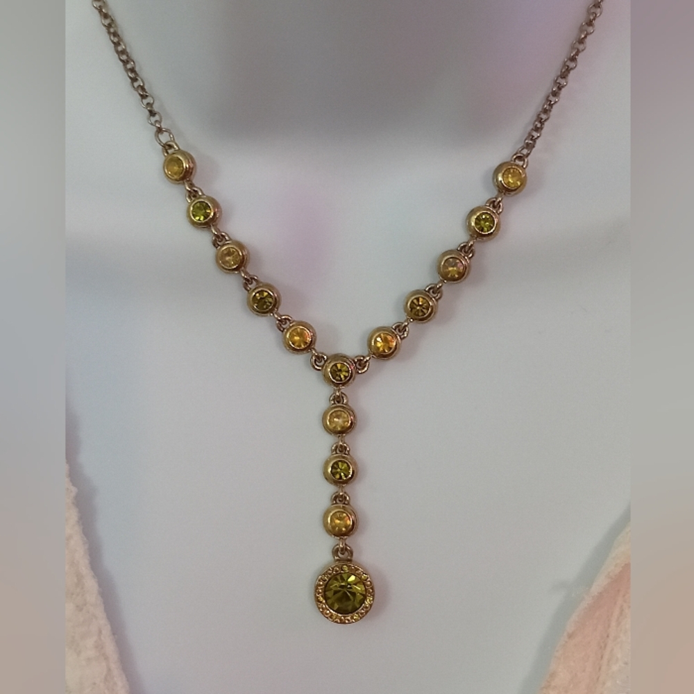Elegant Gold Necklace with Green Accents